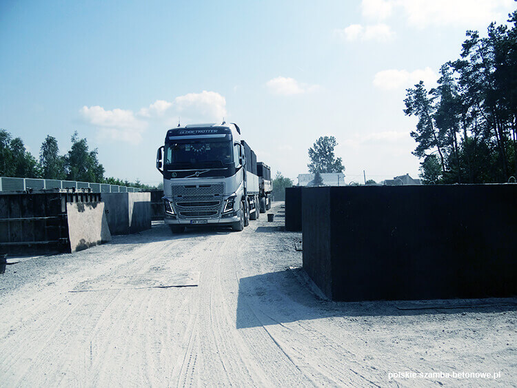 Transport szamb betonowych  w Gorzowie Śląskim